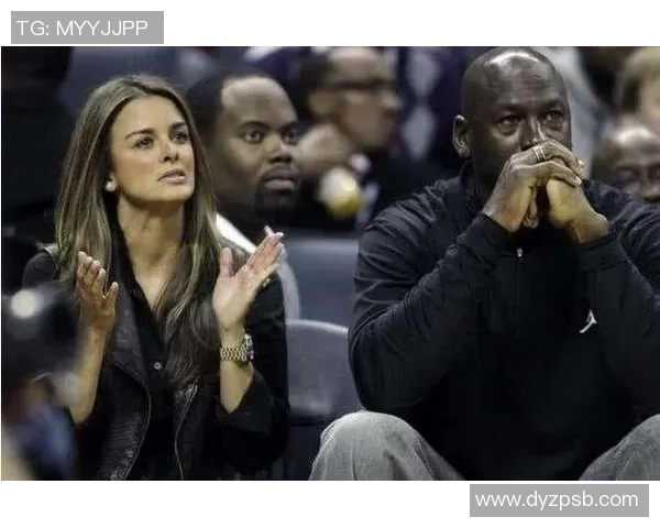 全球足球收入排名前十球星曝光 巨额财富背后的秘密揭秘 全球足球收入排名前十球星曝光 巨额财富背后的秘密揭秘