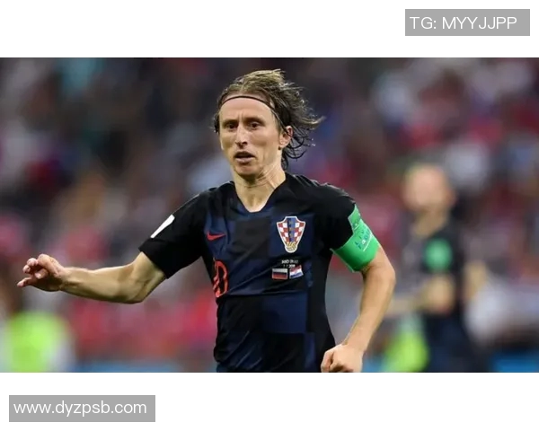 法国足球历史百大球星盘点 探寻足坛传奇人物的辉煌与荣耀